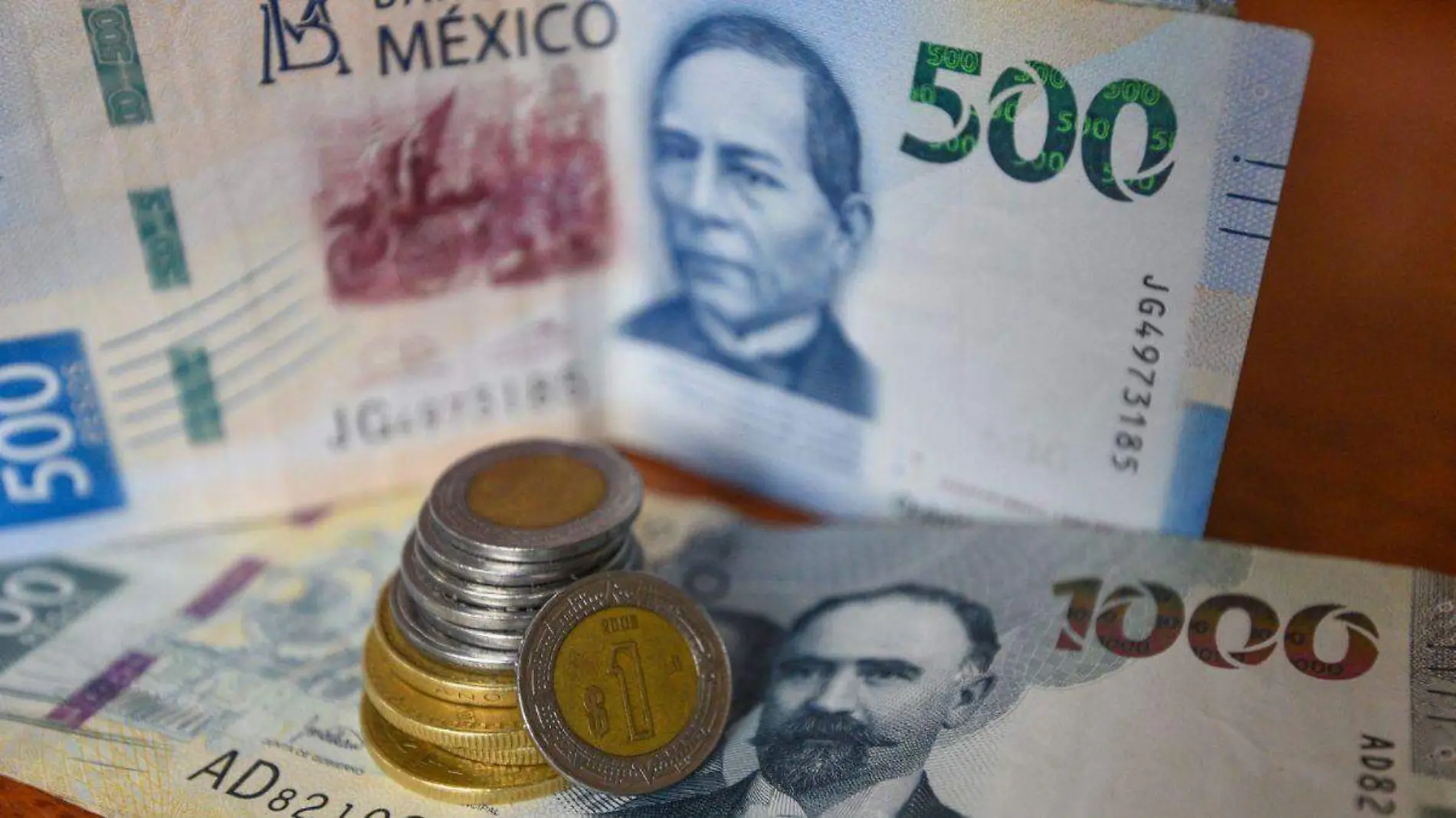 Dinero México (1)